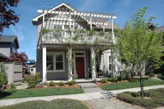 431 Clinton St, Ashland OR  97520-1215 exterior
