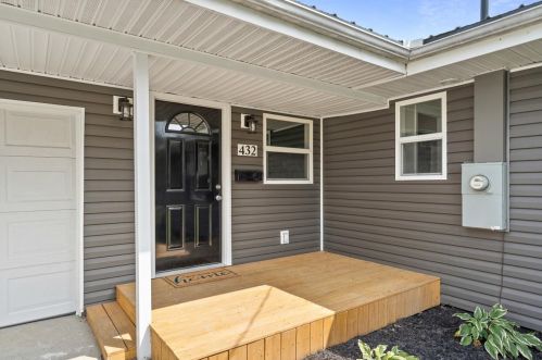 432 Thorne Ave, Wilmington OH  45177-1222 exterior