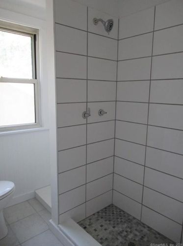 68 Raymond St, United States Coast Guard Ac CT  06320-3816 exterior