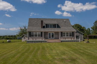 551 Foreman Ln, Belhaven, NC 27810-9512