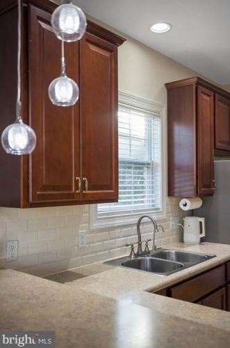 4330 Wiltshire St, Harrisonburg VA  22802-1174 exterior