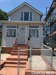 128-18 149th St, Jamaica, NY 11436-2821