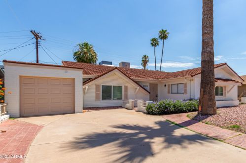 3247 55th Ave, Phoenix, AZ 85031-3306