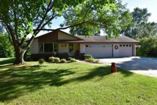 1461 95th Ave, Kenosha, WI 53144-7721