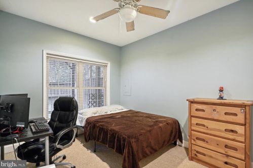 9269 Laurel Ridge Crossing Rd, Lorton VA  22079-2960 exterior