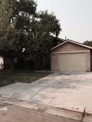 4562 Yale Ave, Fresno, CA 93722-5453