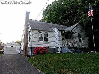 269 Chester St, Kingston, NY 12401-3134