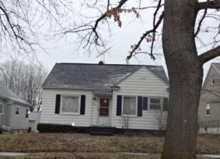 847 Firestone Blvd, Akron, OH 44306-2715