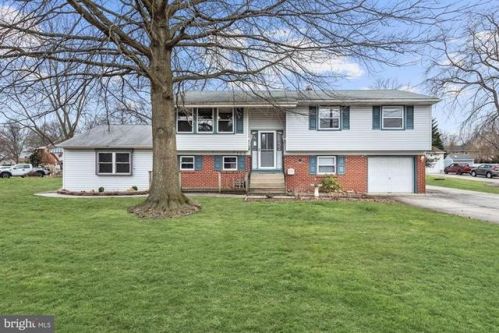 3108 Concord Dr, Riverton, NJ 08077-4012