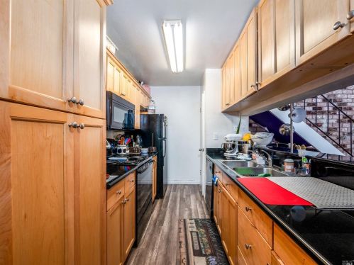 2512 Coffey Ln, Santa Rosa, CA 95403-3432