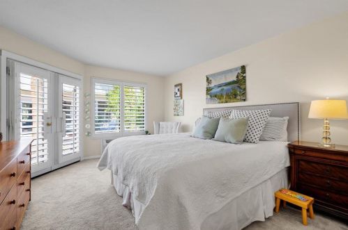 49205 Avenida Vista Bonita, La Quinta CA  92253-2534 exterior