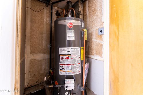 8409 Mary Dr, Tucson AZ  85730-2038 exterior