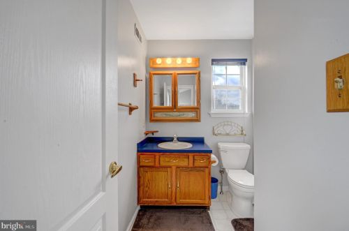 35 Madison Ave, Berlin Boro NJ  08009-9459 exterior