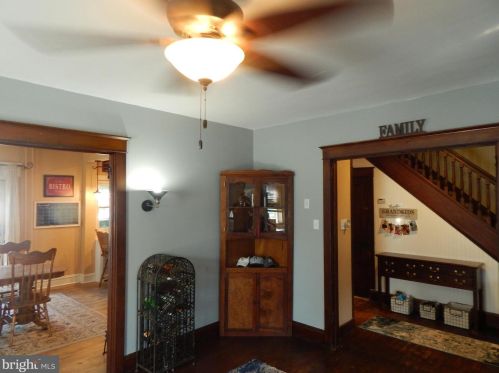 311 Delaware Ave, Lansdale PA 19446-3521 exterior