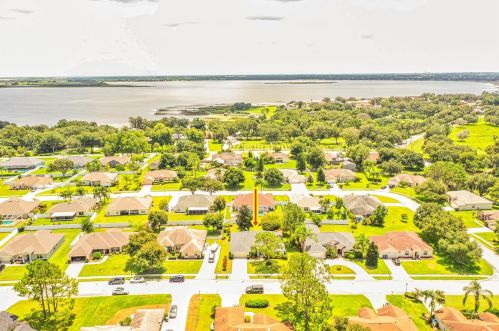 334 Towhee Rd, Winter Haven, FL 33881-8249