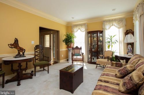 7 Mckinley Ave, Blenheim NJ  08012-5355 exterior