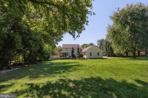 1969 Millport Rd, Lancaster PA  17602-4117 exterior