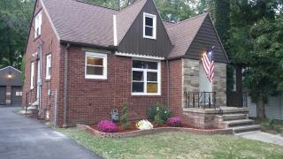 5840 Pearl Rd, Cleveland OH  44130-2161 exterior