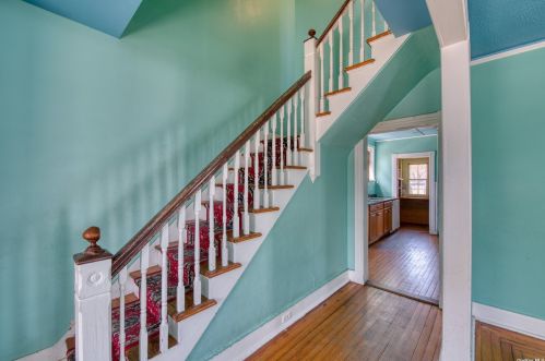 506 Madison Ave, Greenport, NY 11944-1547