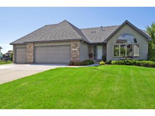 348 Windsor Ln, Saint Paul, MN 55115-2832