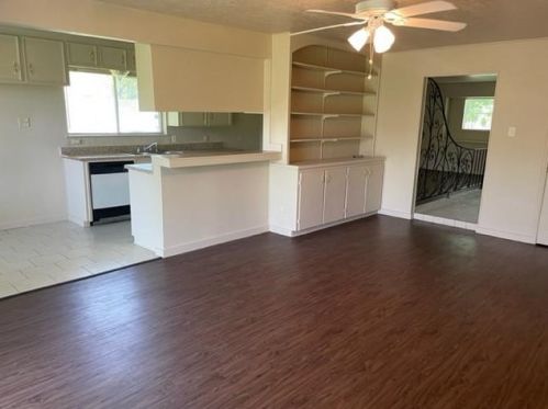 4921 Monarch Oak Ln, Texas City TX  77591-4617 exterior