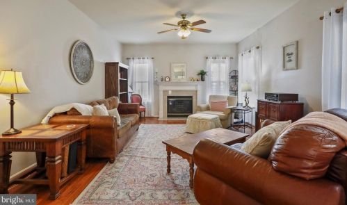 436 Spyglass Hill Dr, Charles Town WV  25414-4053 exterior