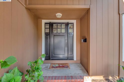 1042 Lomitas Ave, Livermore CA  94550-6436 exterior