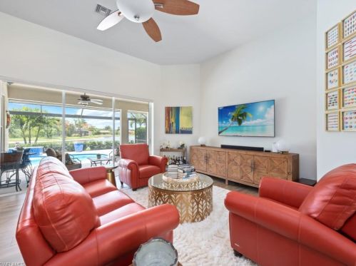 23346 Olde Meadowbrook Cir, Bonita Springs FL  34134-9114 exterior