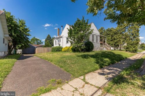 2215 Scovel Ave, Camden NJ  08110-1725 exterior