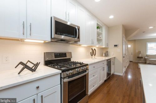 2202 16 St, Washington DC 20020-4302 exterior