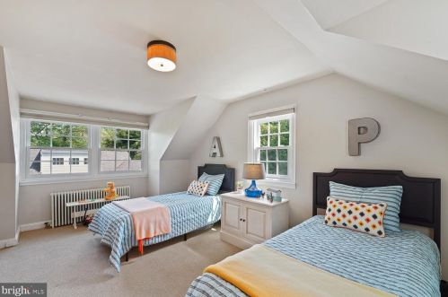 101 Marple Rd, Haverford PA  19041-1027 exterior