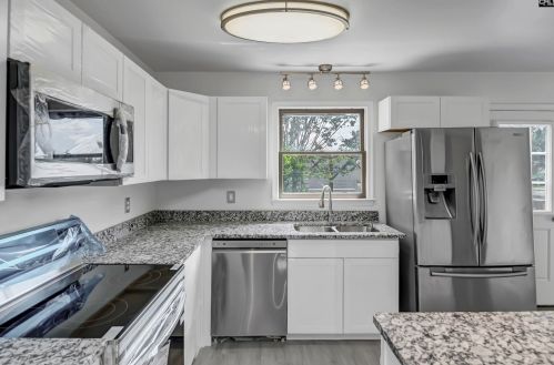 104 Coy Ln, Lexington SC  29072-2220 exterior