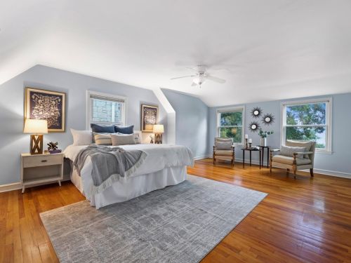 4114 Lk Dr, Milwaukee WI 53211-1719 exterior