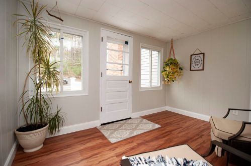 132 Haverhill Rd, Salem, NH 03079-1239