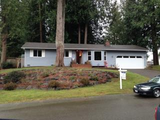 1704 170th Pl, Bothell WA  98012-6000 exterior