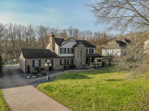 368 Vernon Dr, West Newton, PA 15089-2701