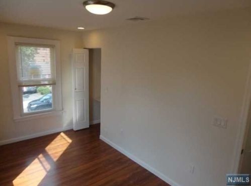 72 Brk Ave, Englewood NJ  07631-1735 exterior