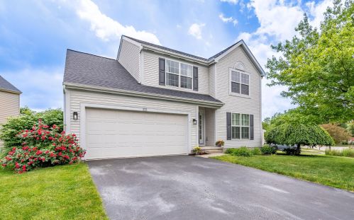 333 Moss Ct, Marysville, OH 43040-7002