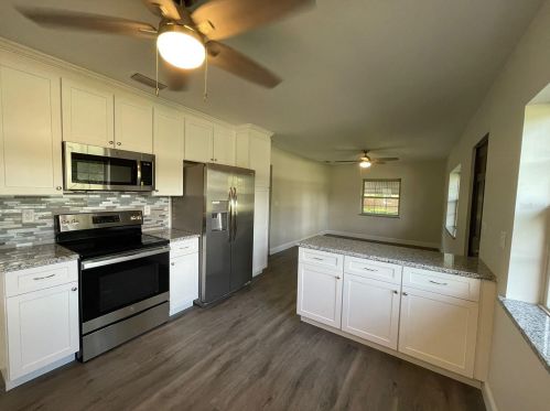 15 Seminole Dr, De Bary FL  32713-3209 exterior