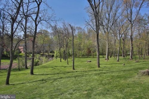 134 Ardwick Ter, Lansdale PA 19446-4927 exterior