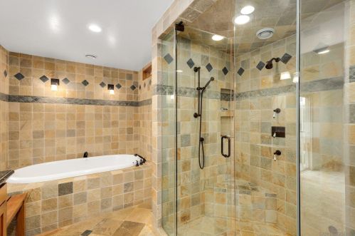 1322 Hamilton Ln, Escondido CA  92029-4316 exterior