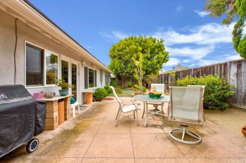 1730 Port Westbourne Pl, Newport Beach CA  92660-5330 exterior