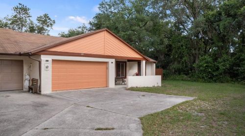 122 Sabal Palm Ct, Sanford, FL 32773-5620