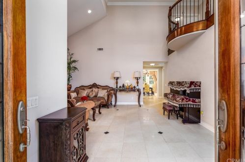 8228 Elm Ave, San Gabriel CA  91775-2415 exterior