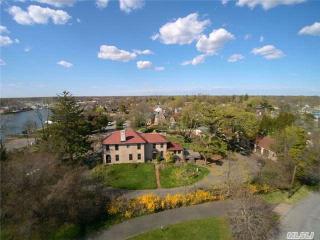 10 Maple St, Islip Manor, NY 11751-4507