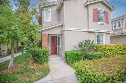 24004 Mariposa Pl, Santa Clarita, CA 91354-1880