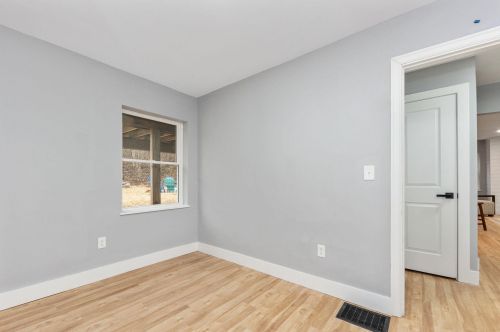 1420 Amsterdam Rd, Covington KY  41011-2052 exterior