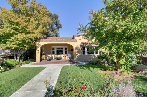729 2nd St, Woodland, CA 95695-4809