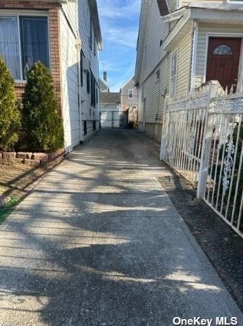 86-59 107th St, Jamaica, NY 11418-1139