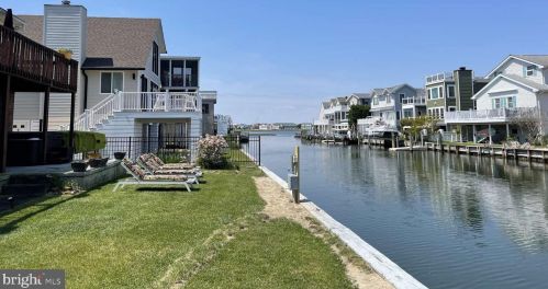 47 Bayside Dr, Selbyville DE  19944-4539 exterior